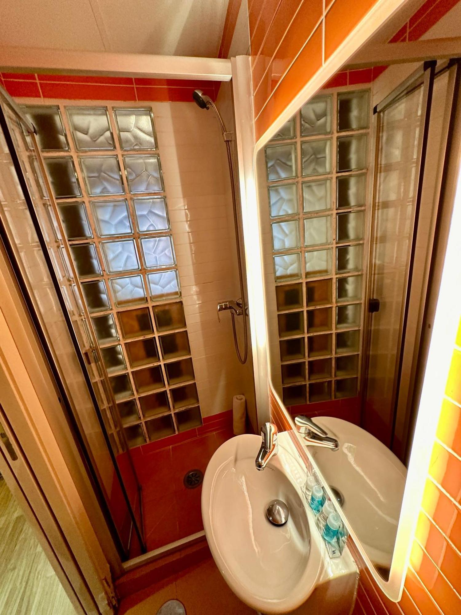 Wakaflats 3, Centro Madrid, Chueca, Barbi Appartement Buitenkant foto